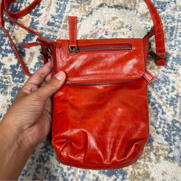 Latico Fire Red/Orange Crossbody Pouch Leather - Picture 3 of 8